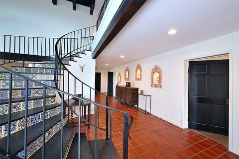 Tiny photo for 16 Toro Ln, Santa Fe, NM 87508 (MLS # 202601347)