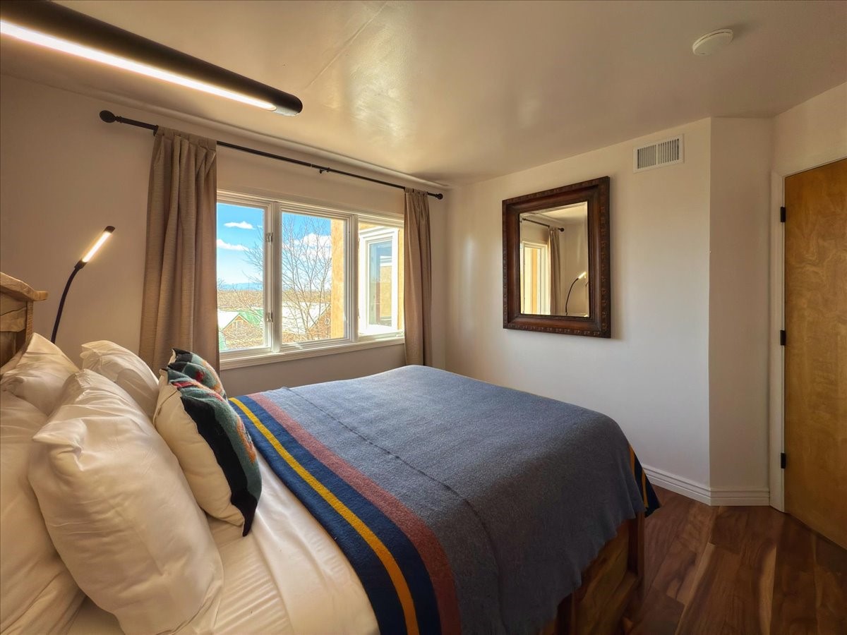 501 Rio Grande Ave #F-2, Santa Fe, New Mexico image 18