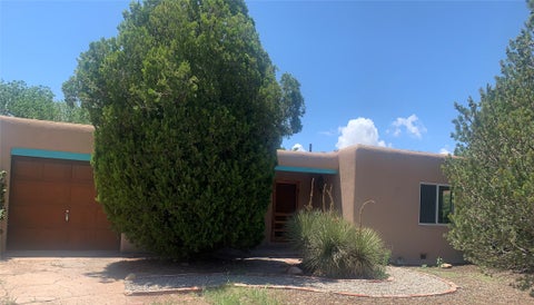 Homes For Rent - 412 Cortez Place<br/> Santa Fe, NM 87505