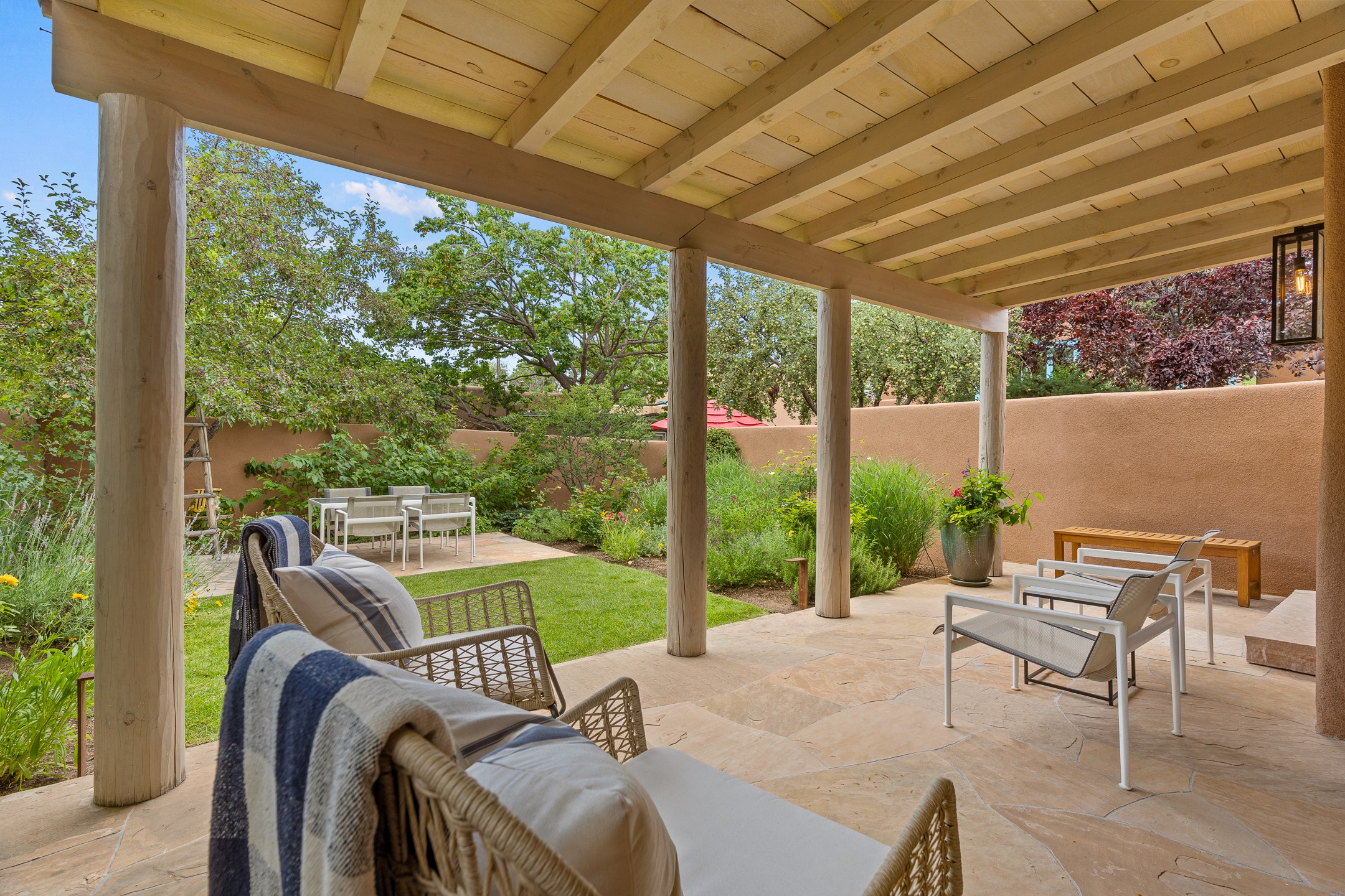 638 E Palace Avenue, Santa Fe, New Mexico image 24