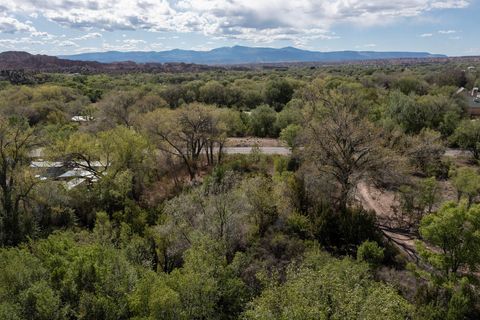 Vacant Land For Sale - 332 Juan Medina Rd<br/> Chimayo, NM 87522