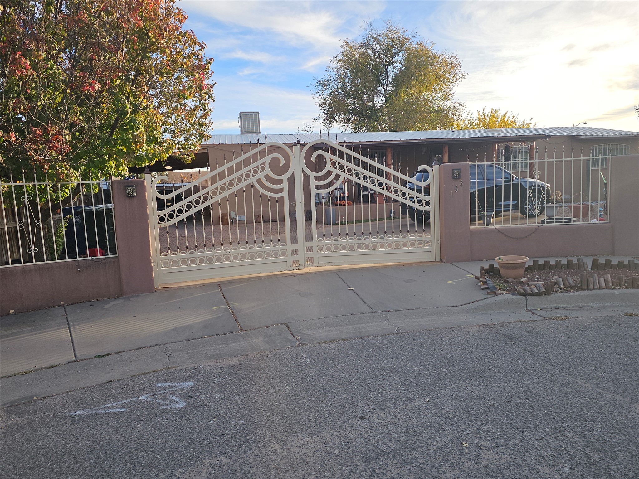 Photo 1 of 53 — 153 Vista Del Norte, Santa Fe, NM 87507