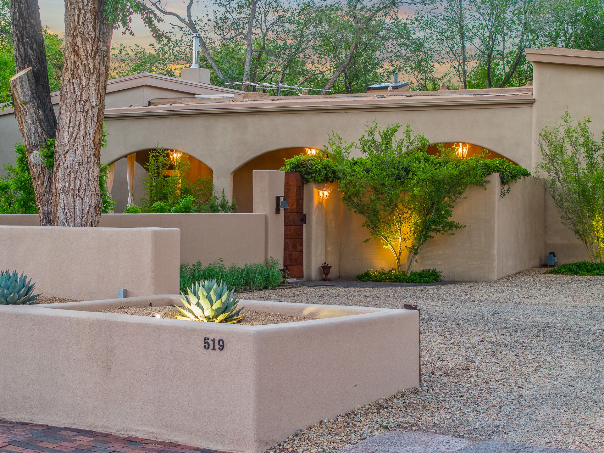 519 East Palace Avenue, Santa Fe, New Mexico image 3
