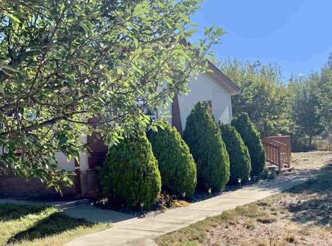 Apartment For Sale - 4 Vigil Road<br/> Penasco, NM 87553