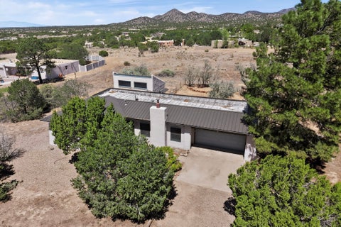 Tiny photo for 2 Torneo Road, Santa Fe, NM 87508 (MLS # 202603731)