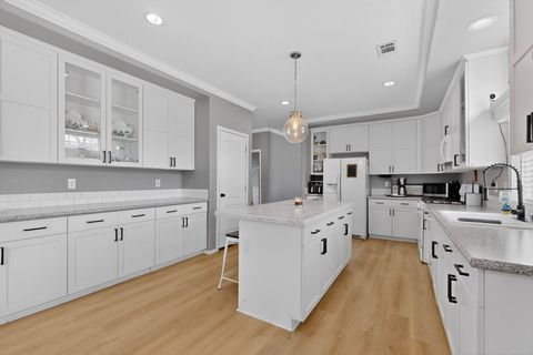 MLS: 202600698