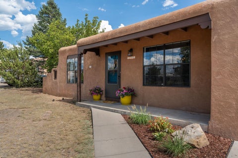 Homes For Sale - 2420 Camino De Vida<br/> Santa Fe, NM 87505