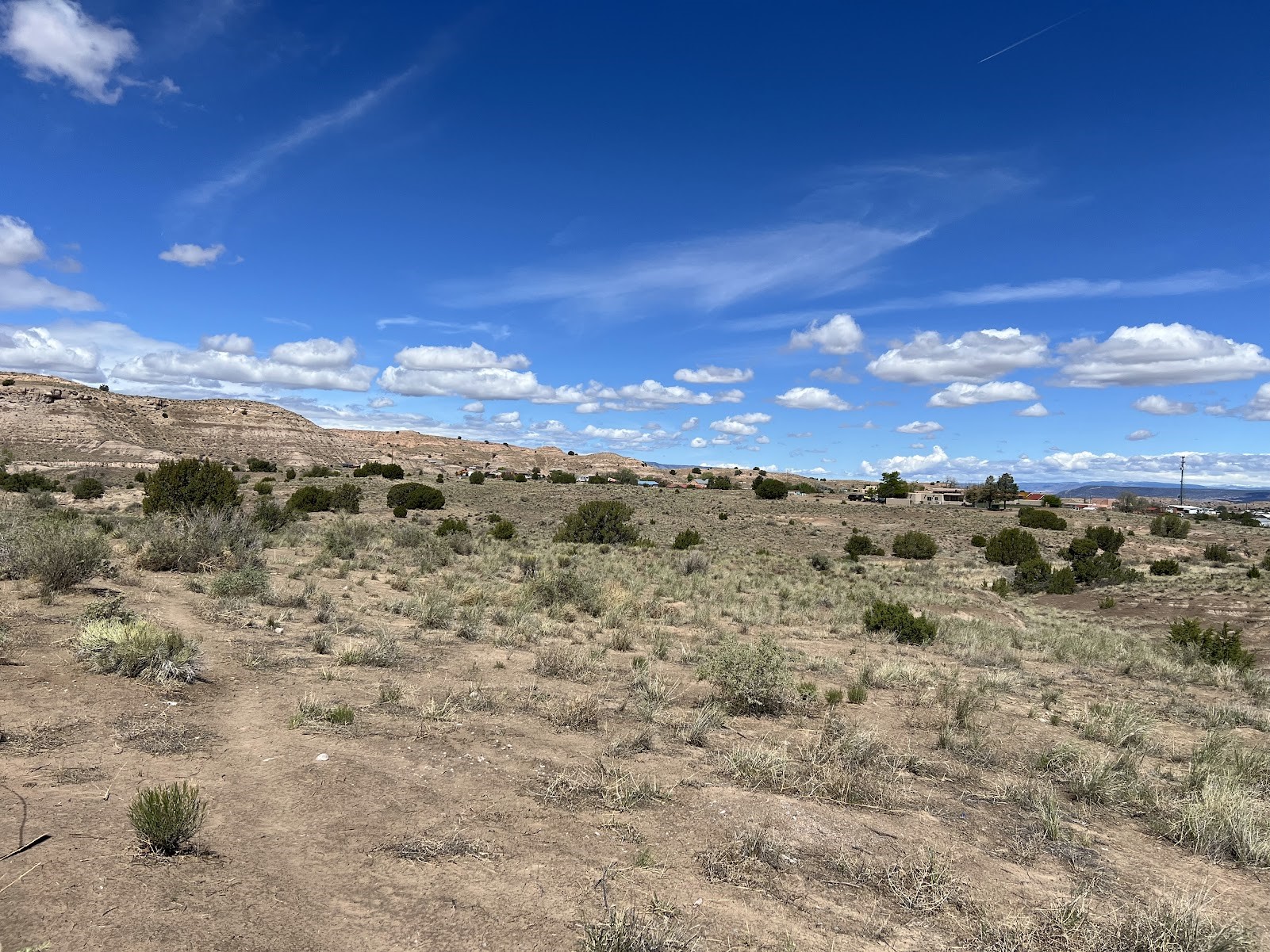 17 Avenida De Molino, Espanola, New Mexico image 2