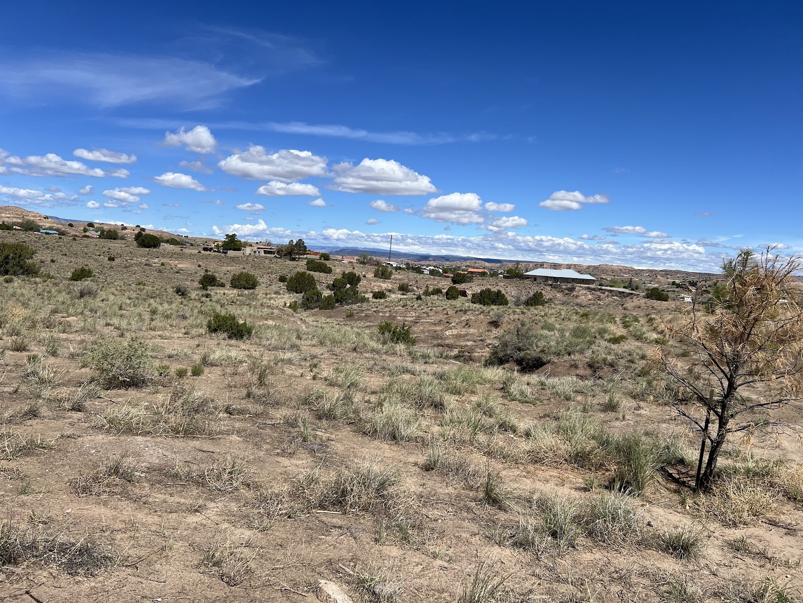 17 Avenida De Molino, Espanola, New Mexico image 1