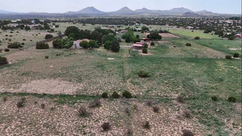 Tiny photo for 90 Arroyo Coyote Road, Santa Fe, NM 87505 (MLS # 202502896)