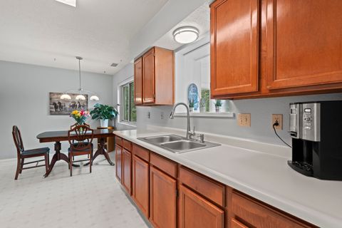 Tiny photo for 90 Arroyo Coyote Road, Santa Fe, NM 87505 (MLS # 202502896)