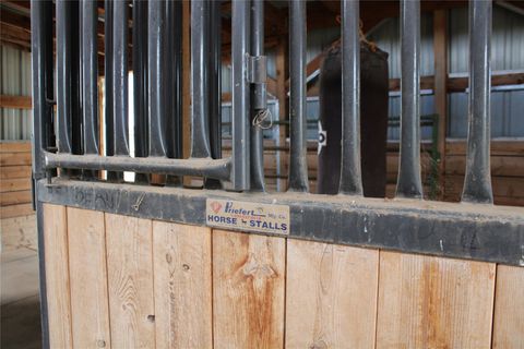 Tiny photo for 90 Arroyo Coyote Road, Santa Fe, NM 87505 (MLS # 202502896)