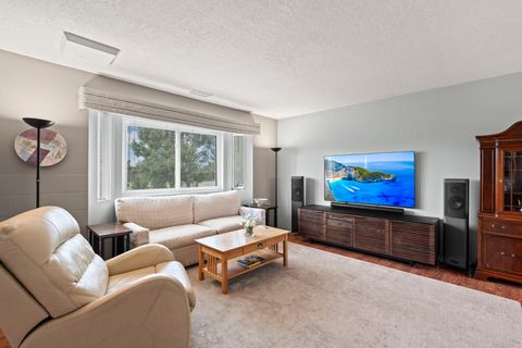 Tiny photo for 90 Arroyo Coyote Road, Santa Fe, NM 87505 (MLS # 202502896)