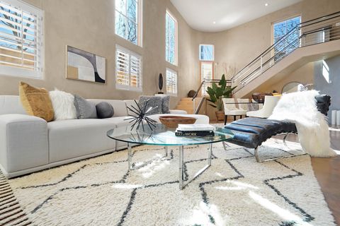 Condo For Sale - 998 Old Pecos Trail<br/> Santa Fe, NM 87505