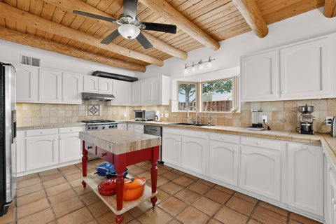 Tiny photo for 39 Cuesta Road, Santa Fe, NM 87508 (MLS # 202602657)