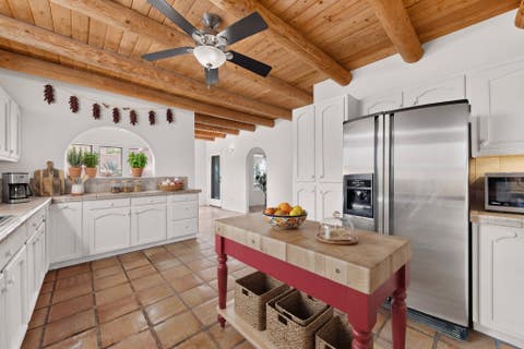 Tiny photo for 39 Cuesta Road, Santa Fe, NM 87508 (MLS # 202602657)