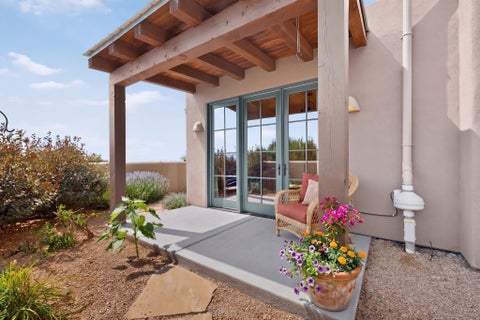 Tiny photo for 39 Cuesta Road, Santa Fe, NM 87508 (MLS # 202602657)