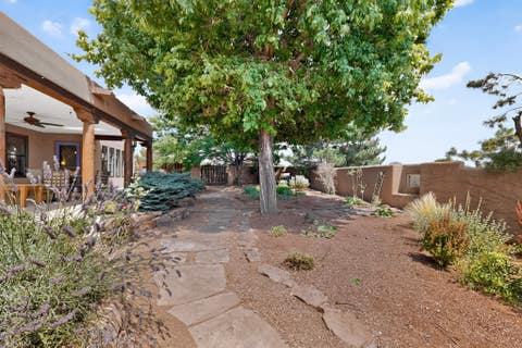 Tiny photo for 39 Cuesta Road, Santa Fe, NM 87508 (MLS # 202602657)