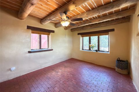 Tiny photo for 54 Rons Road, Santa Fe, NM 87508 (MLS # 202503141)
