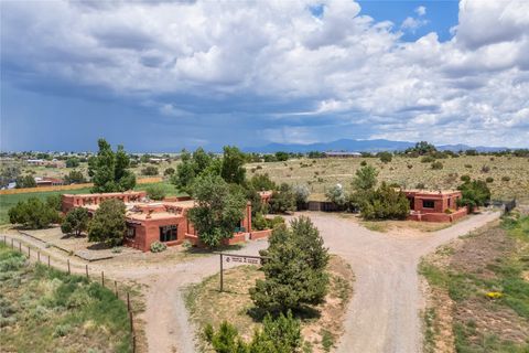 Tiny photo for 54 Rons Road, Santa Fe, NM 87508 (MLS # 202503141)