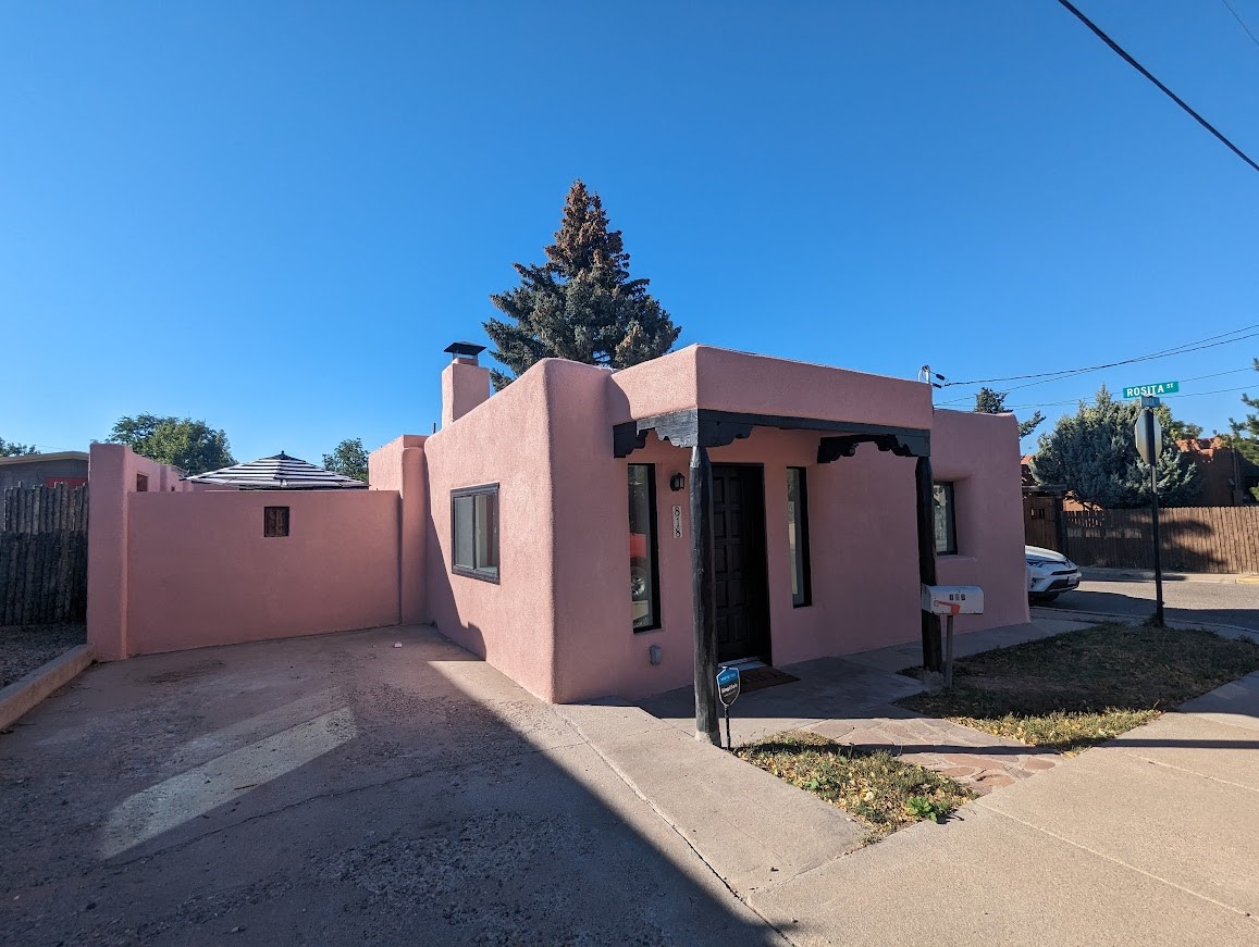 818 Ninita St, Santa Fe, New Mexico image 1