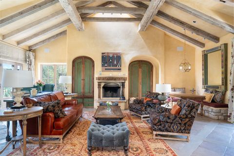 39 Yana Drive Santa Fe NM 87506