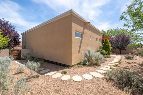 Tiny photo for 2 Mule Deer RD, Santa Fe, NM 87508 (MLS # 202601602)