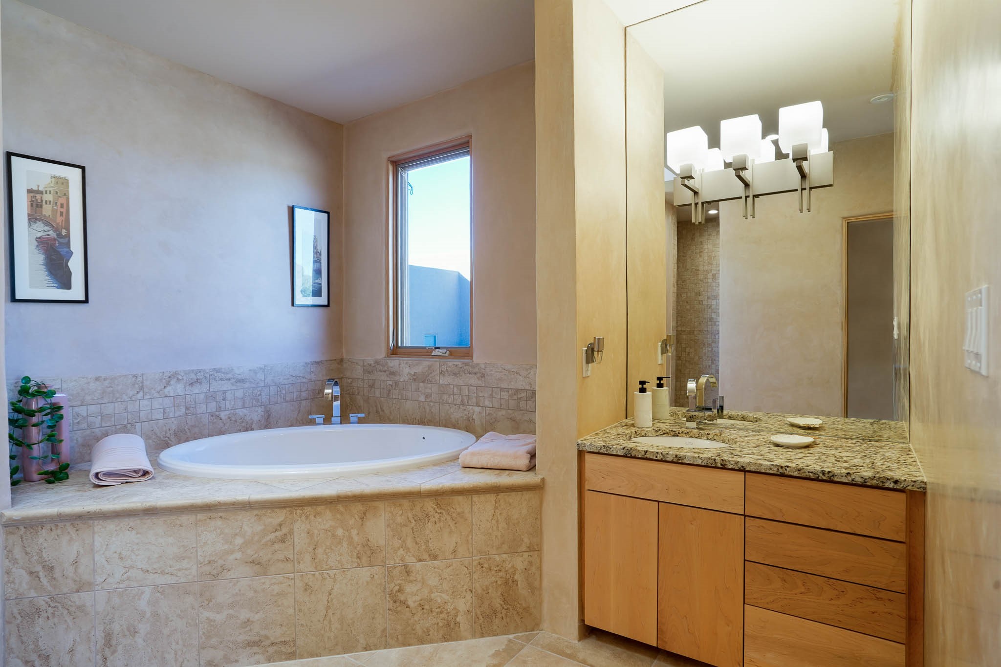 21 Camino Sabanero, Santa Fe, New Mexico image 20