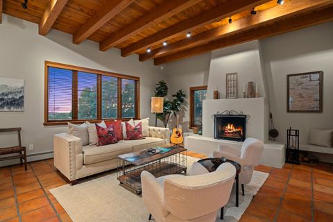 Photo of 17 Camino Estrellas, Santa Fe, NM 87508 (MLS # 202504480)