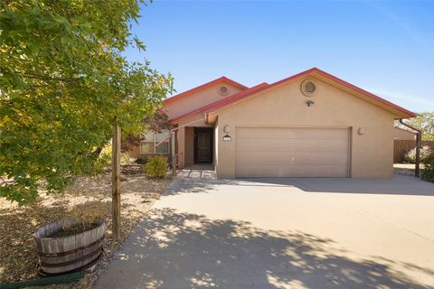 Tiny photo for 112 La Paz Loop Loop, Santa Fe, NM 87508 (MLS # 202504497)