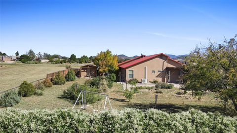 Tiny photo for 112 La Paz Loop Loop, Santa Fe, NM 87508 (MLS # 202504497)