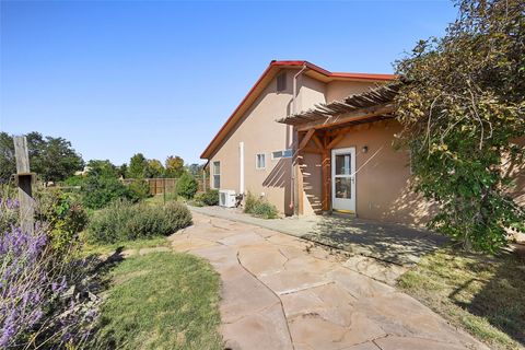 Tiny photo for 112 La Paz Loop Loop, Santa Fe, NM 87508 (MLS # 202504497)