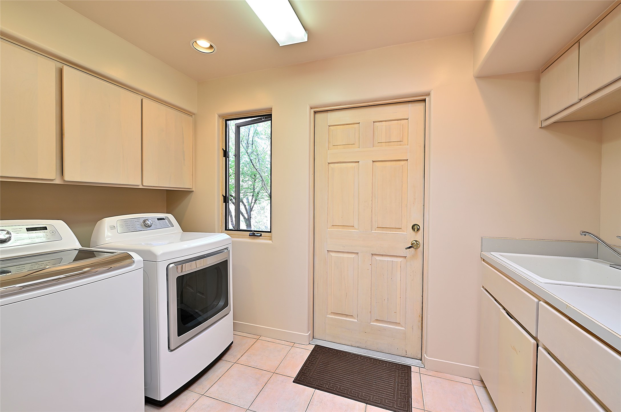 3173 Vista Sandia, Santa Fe, New Mexico image 18