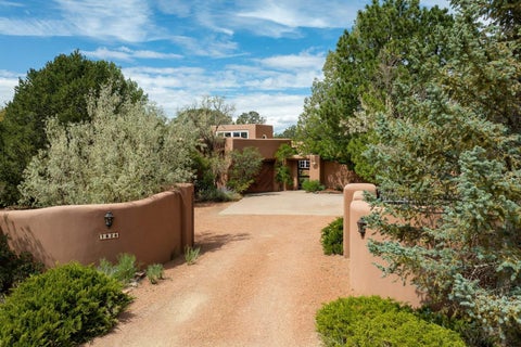 Homes For Sale - 1826 Sun Mountain Drive<br/> Santa Fe, NM 87505