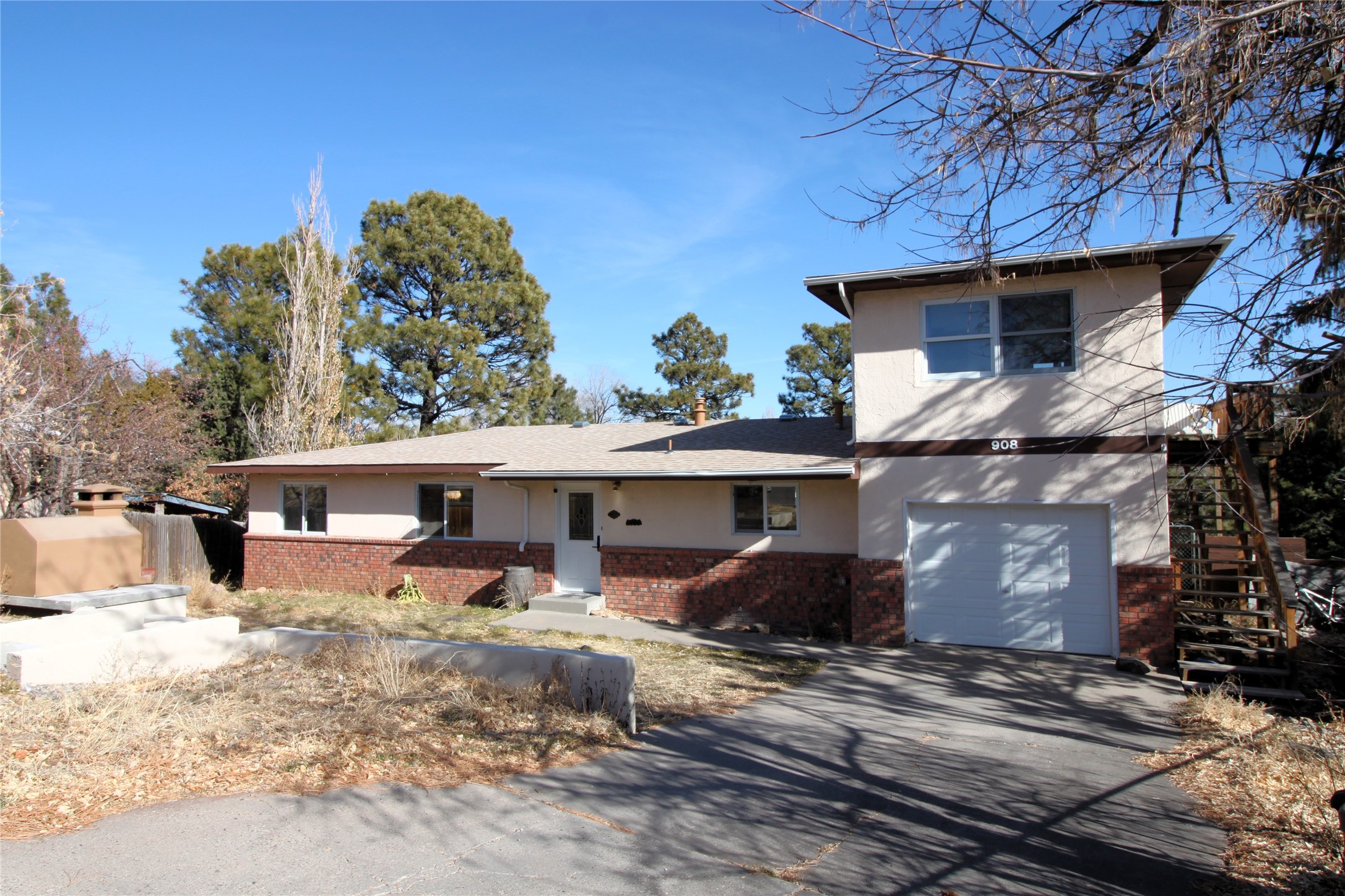 908 Capulin Road, Los Alamos, New Mexico image 2