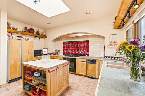 Tiny photo for 60 Bonanza Trail, Santa Fe, NM 87508 (MLS # 202602513)
