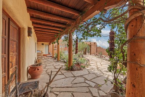 Tiny photo for 60 Bonanza Trail, Santa Fe, NM 87508 (MLS # 202602513)