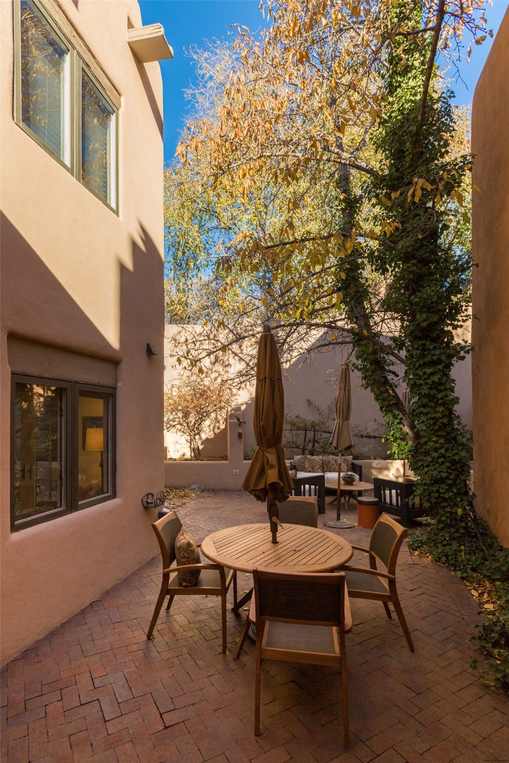 875 E Palace Ave, Santa Fe, New Mexico image 34