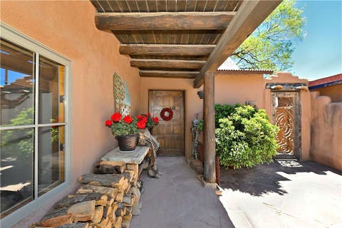 Homes For Sale - 227 Rodriguez St<br/> Santa Fe, NM 87501