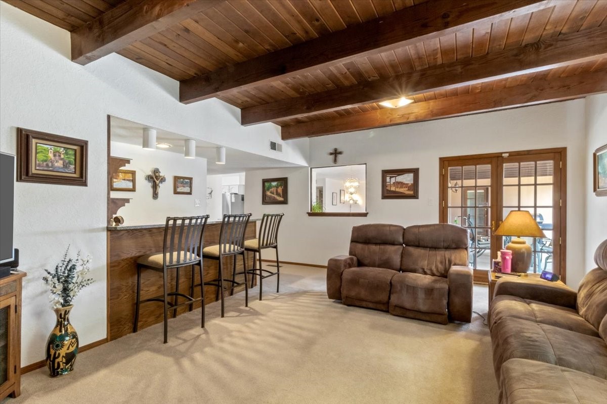 Santa Fe, New Mexico 87505, United States, 4 Bedrooms Bedrooms, ,3 BathroomsBathrooms,Residential,Pending,57444