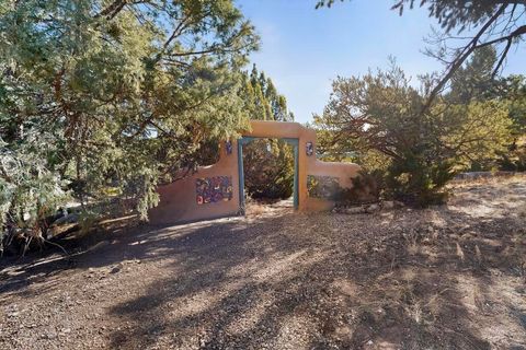 Tiny photo for 200 Ojo De La Vaca Rd, Santa Fe, NM 87508 (MLS # 202601151)