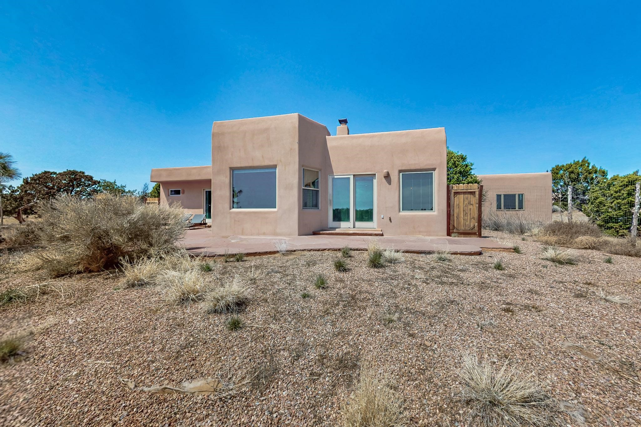 9 Herrada Court, Santa Fe, New Mexico image 45