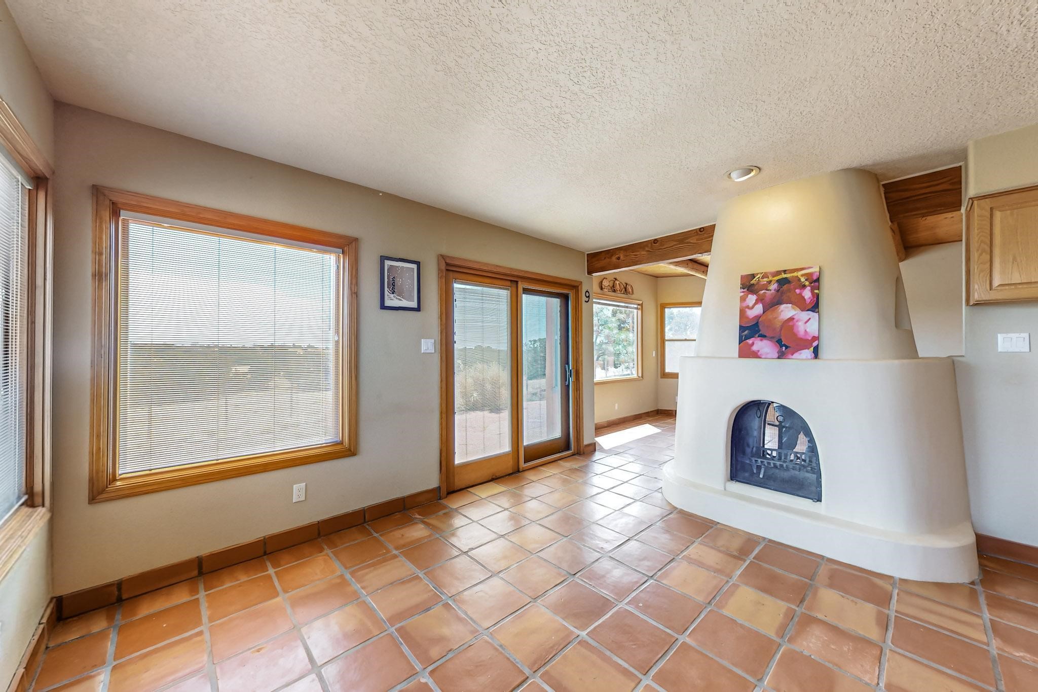 9 Herrada Court, Santa Fe, New Mexico image 12
