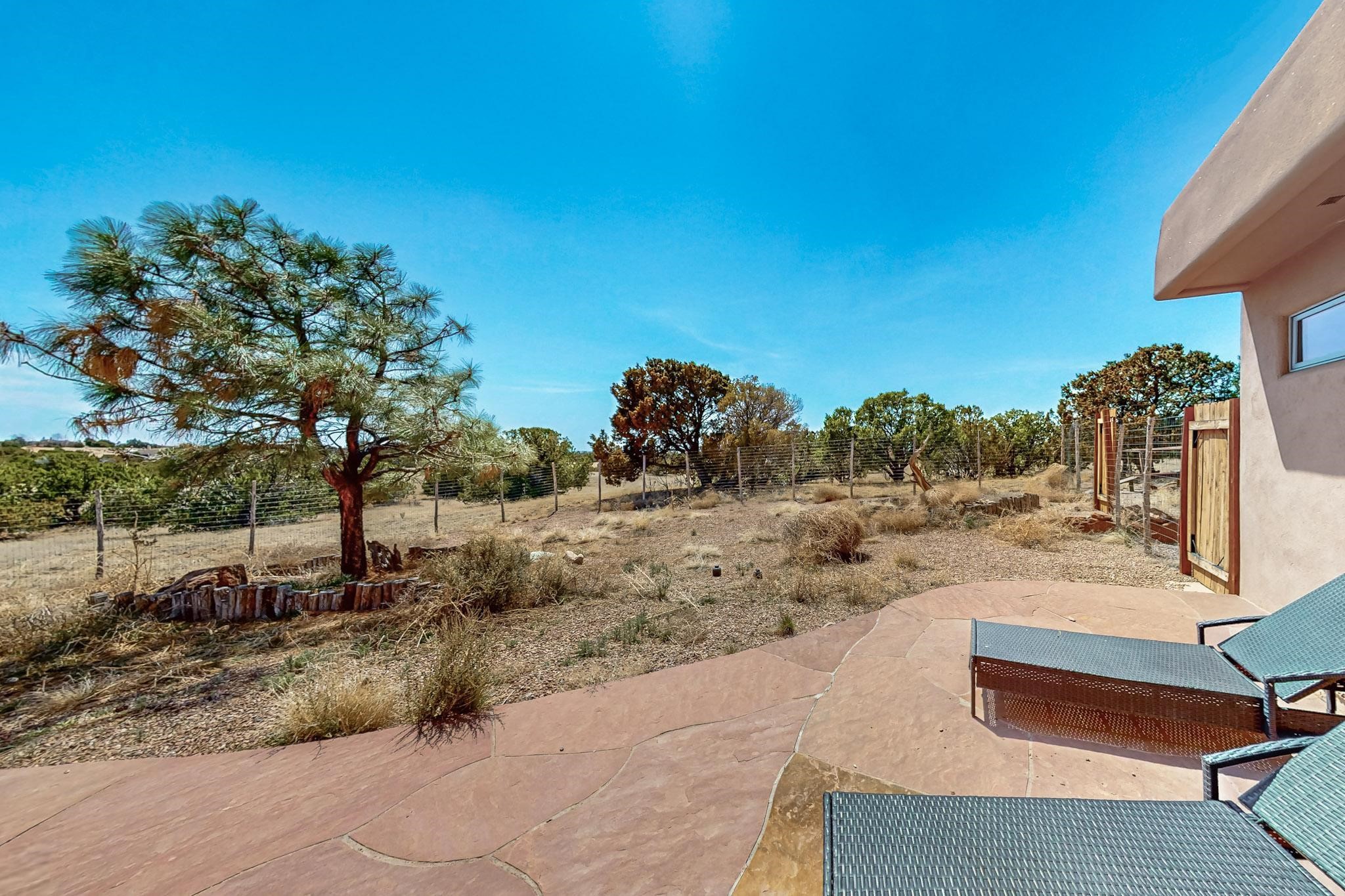 9 Herrada Court, Santa Fe, New Mexico image 41