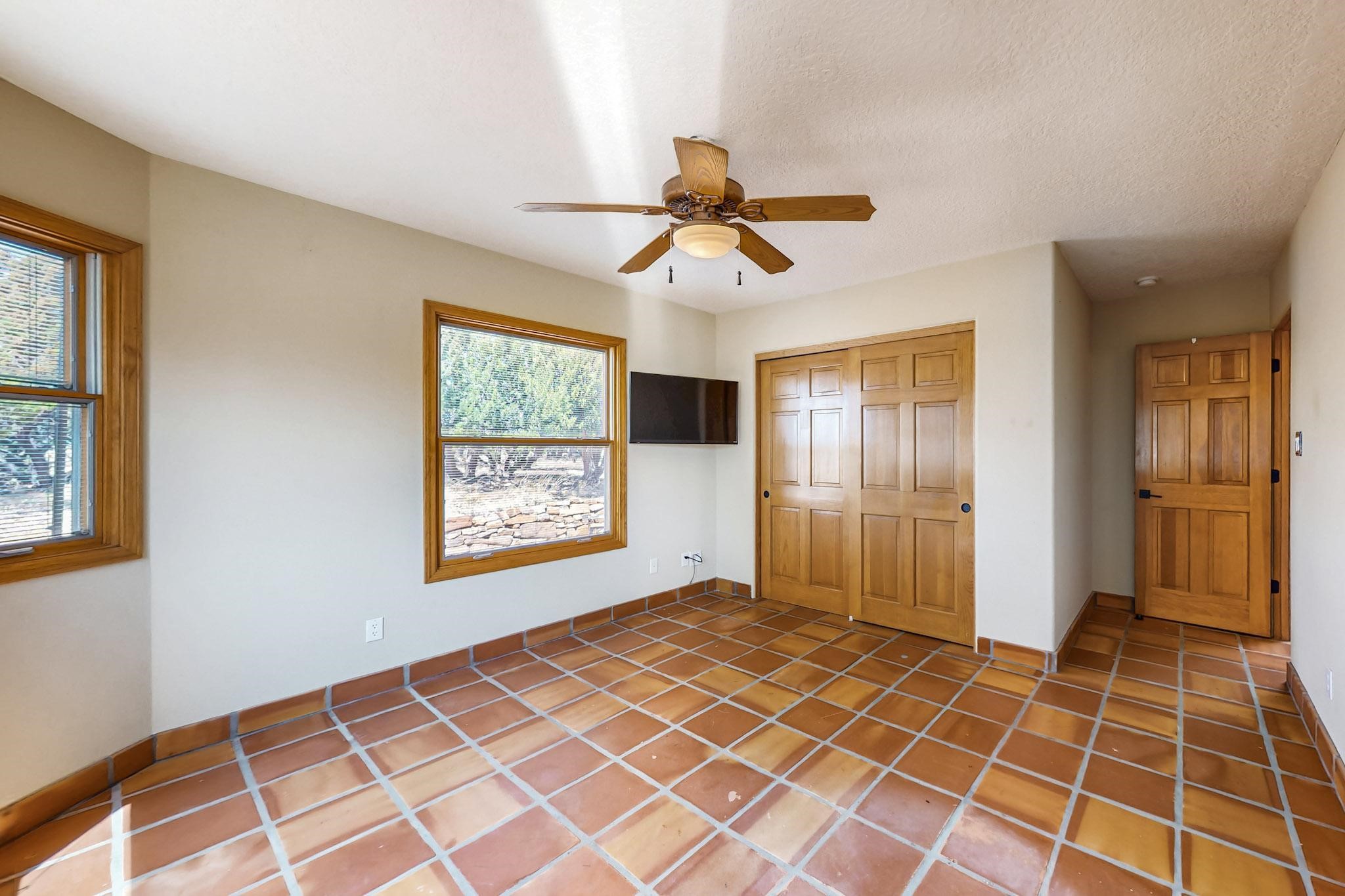 9 Herrada Court, Santa Fe, New Mexico image 25