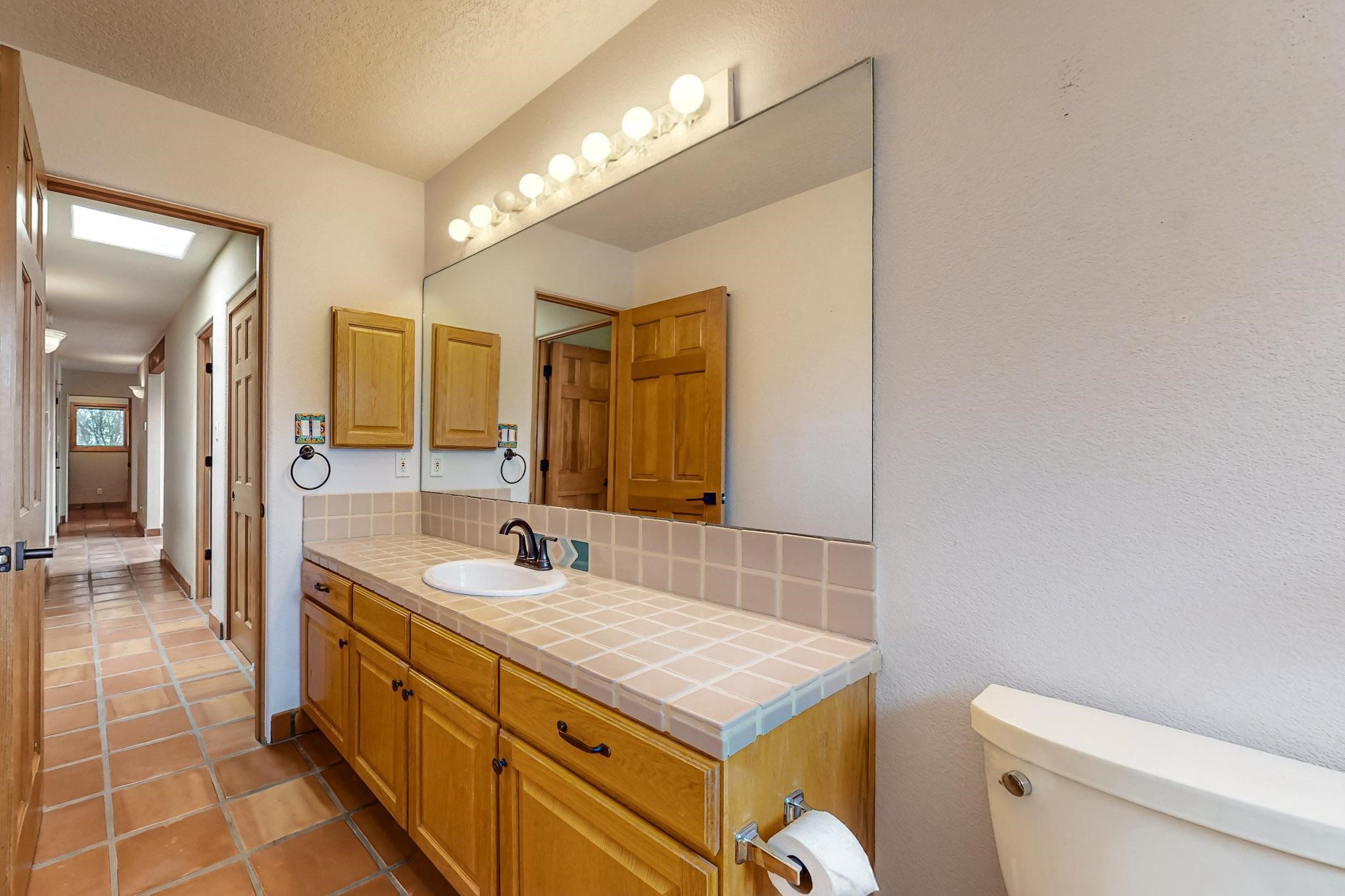 9 Herrada Court, Santa Fe, New Mexico image 31