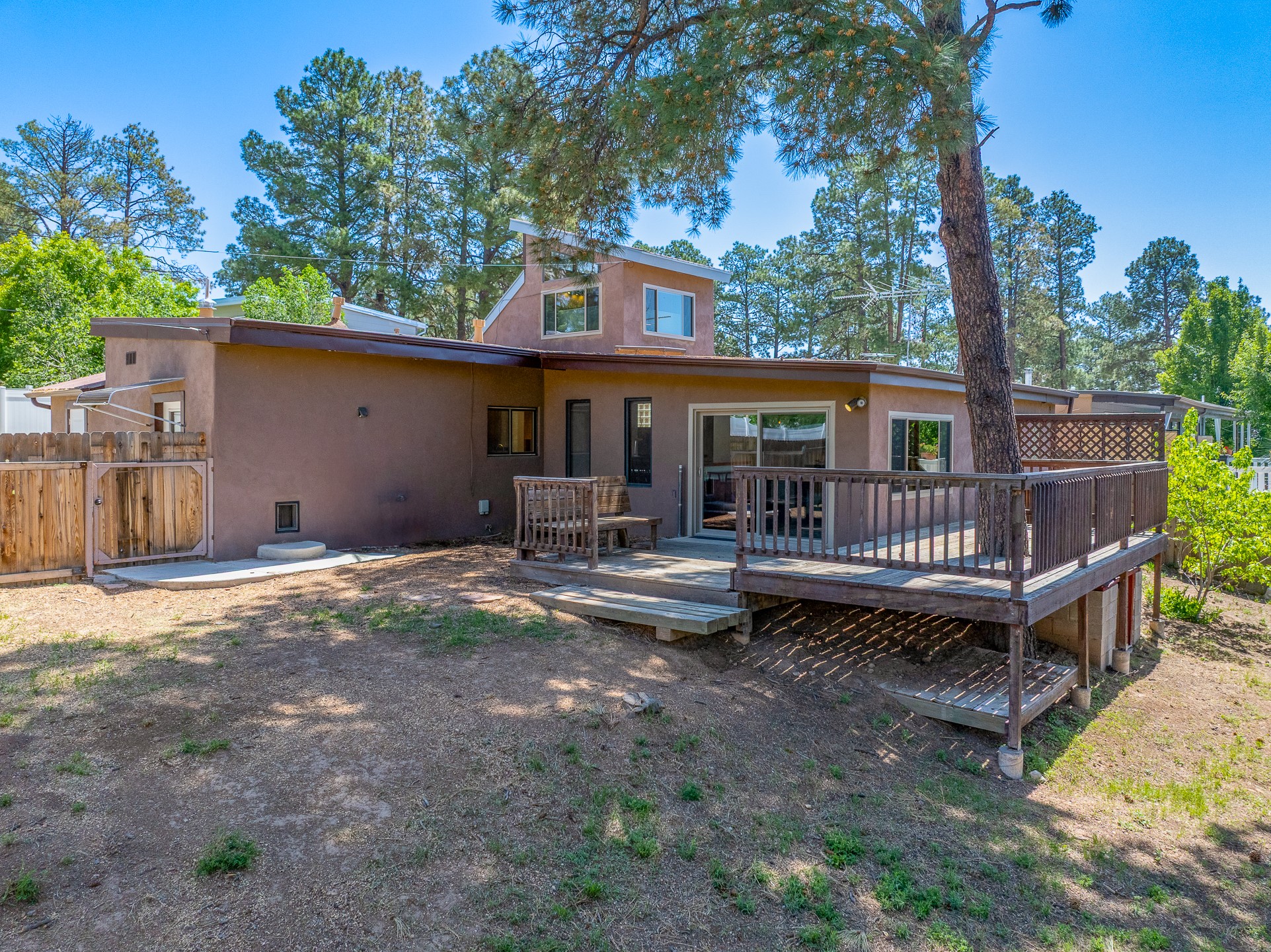 2040 47th Street, Los Alamos, New Mexico image 2