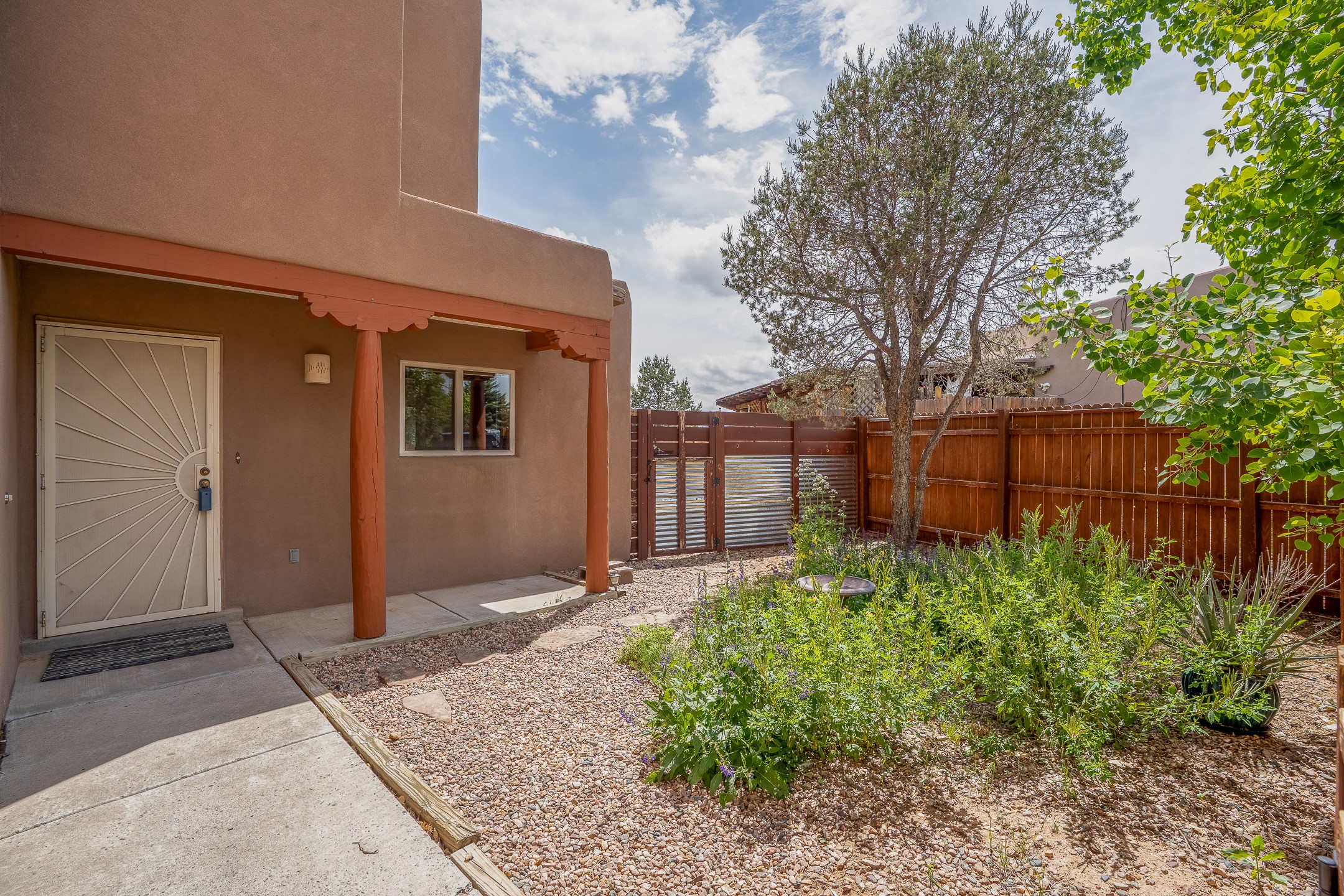 1942 Morris Place, Santa Fe, New Mexico image 36