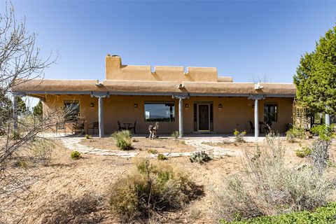 Photo of 82 Cielo De Oro, Santa Fe, NM 87508 (MLS # 202601631)