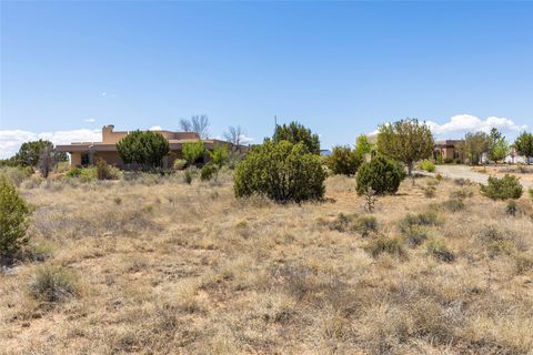 Tiny photo for 82 Cielo De Oro, Santa Fe, NM 87508 (MLS # 202601631)